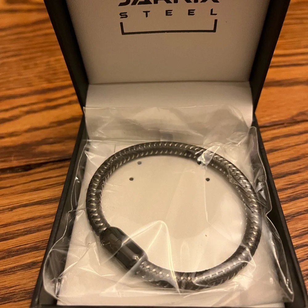 NWT Men’s Bracelet - Picture 3 of 5